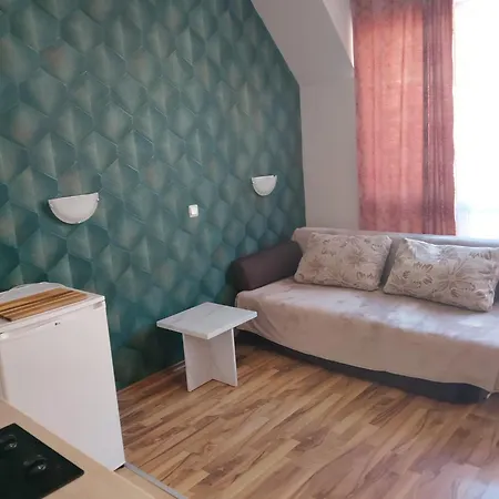 Apartament In Sea Breeze Complex *