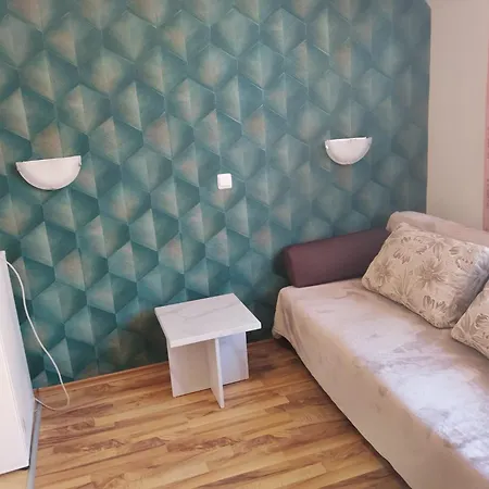 In Sea Breeze Complex