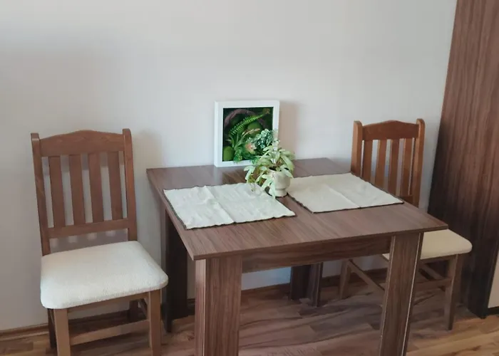 In Sea Breeze Complex Апартаменти *