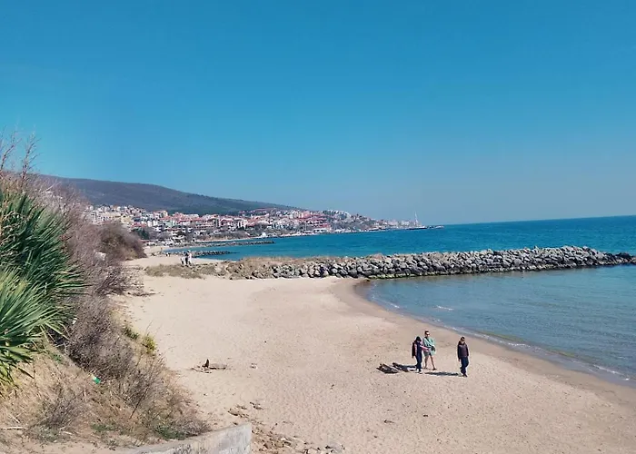 Апартаменти In Sea Breeze Complex *